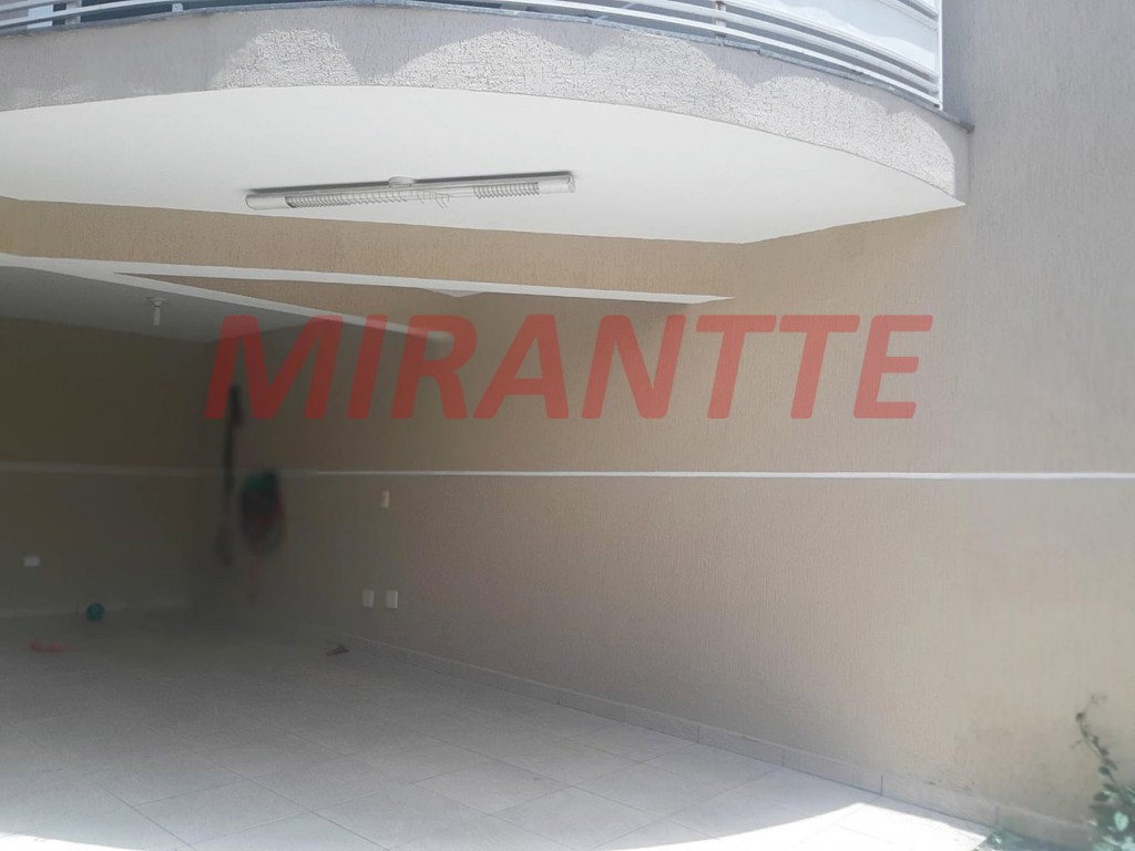 Sobrado de 200m² com 3 quartos em Vila Constança