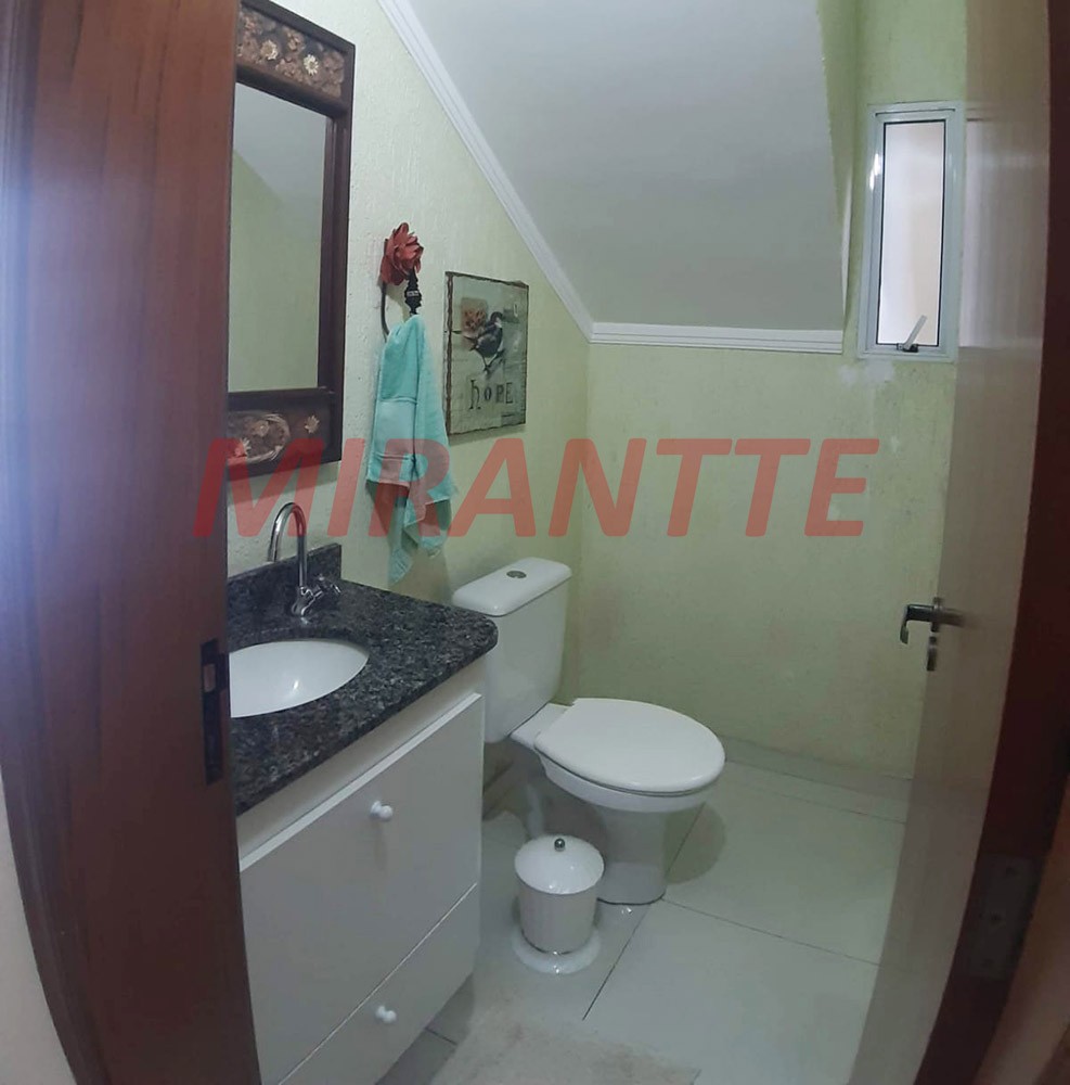 Sobrado de 200m² com 3 quartos em Vila Constança