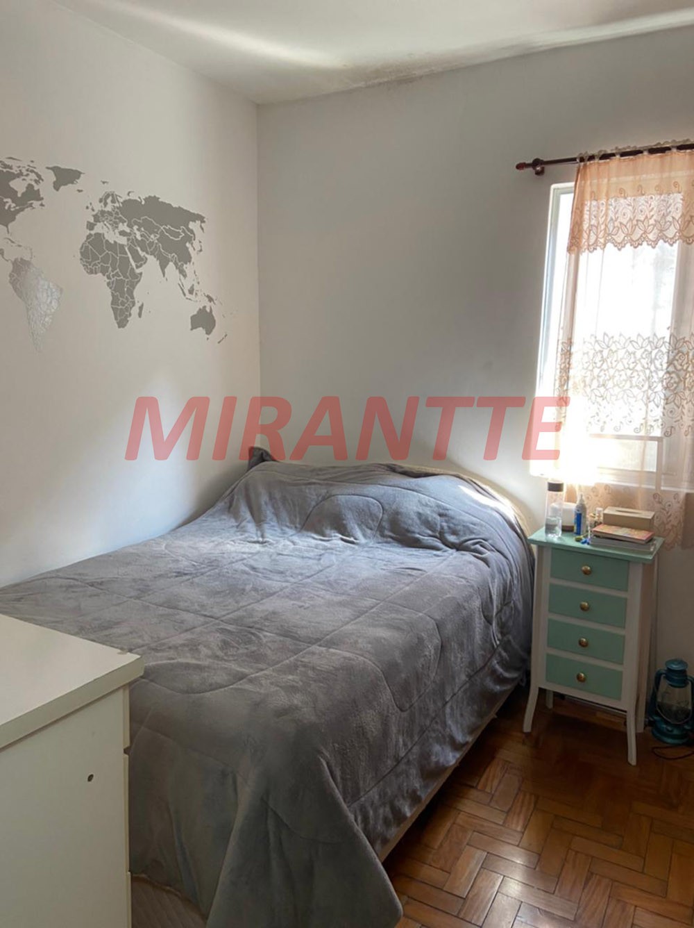 Sobrado de 186m² com 4 quartos em Jardim Japão