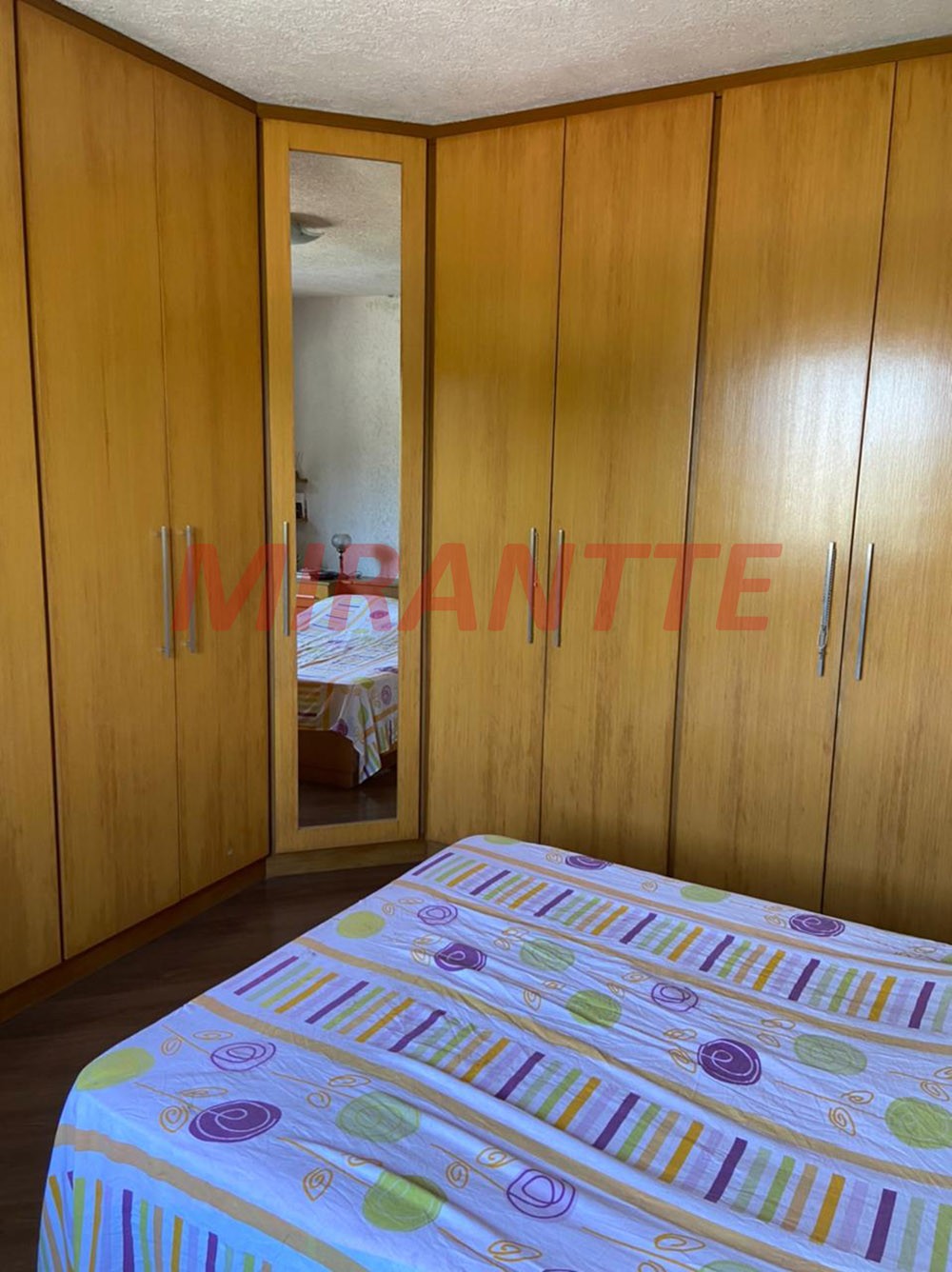 Sobrado de 186m² com 4 quartos em Jardim Japão
