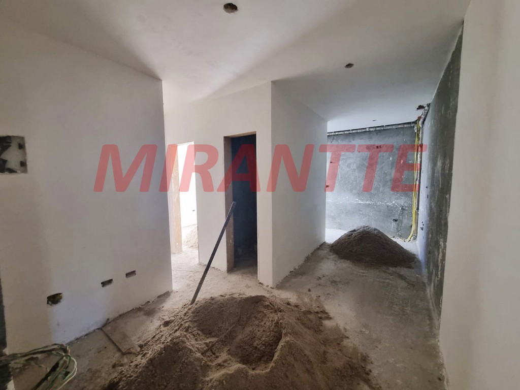 Apartamento de 37m² com 2 quartos em Tucuruvi