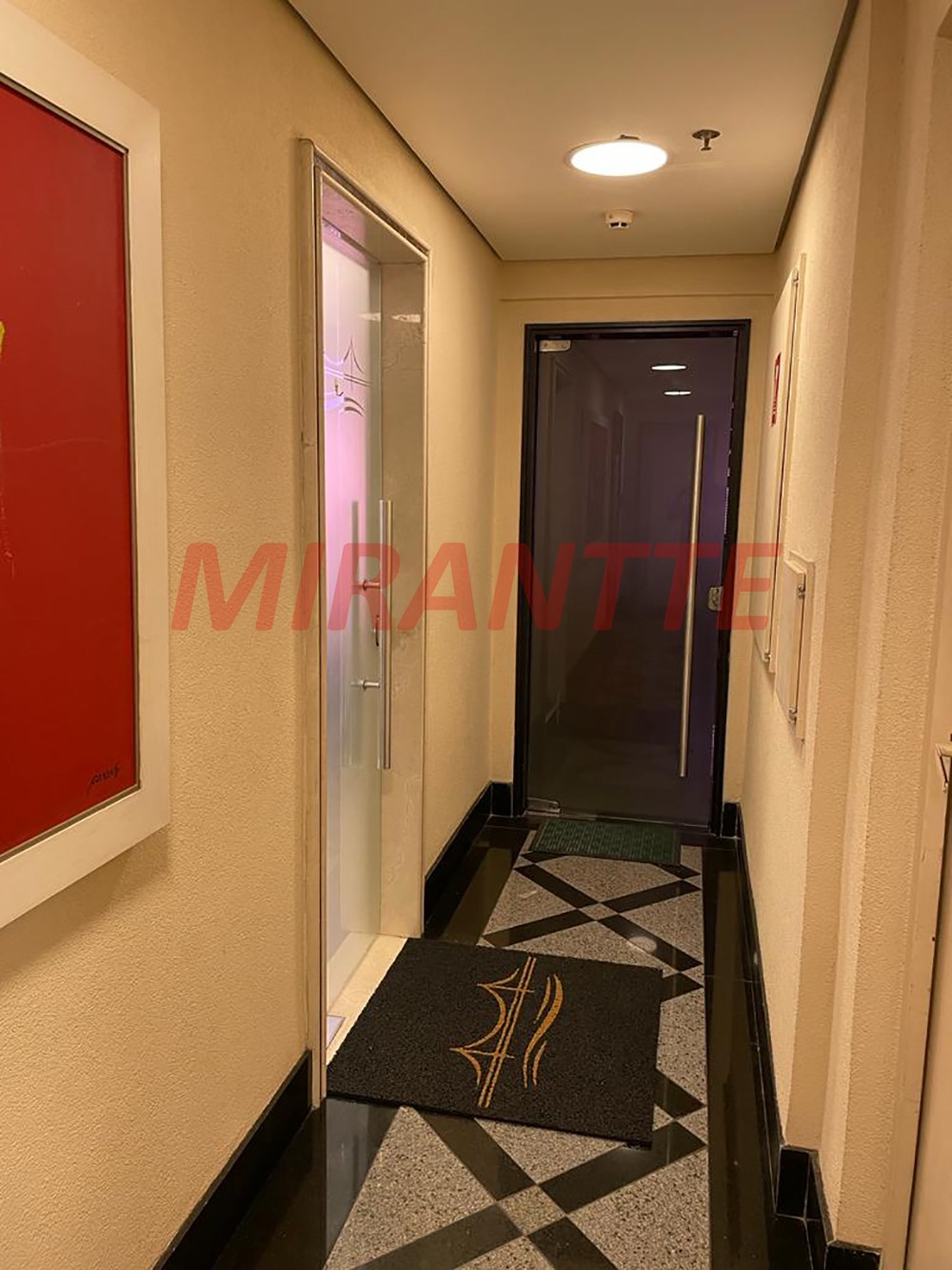 Conjunto comercial em Santana