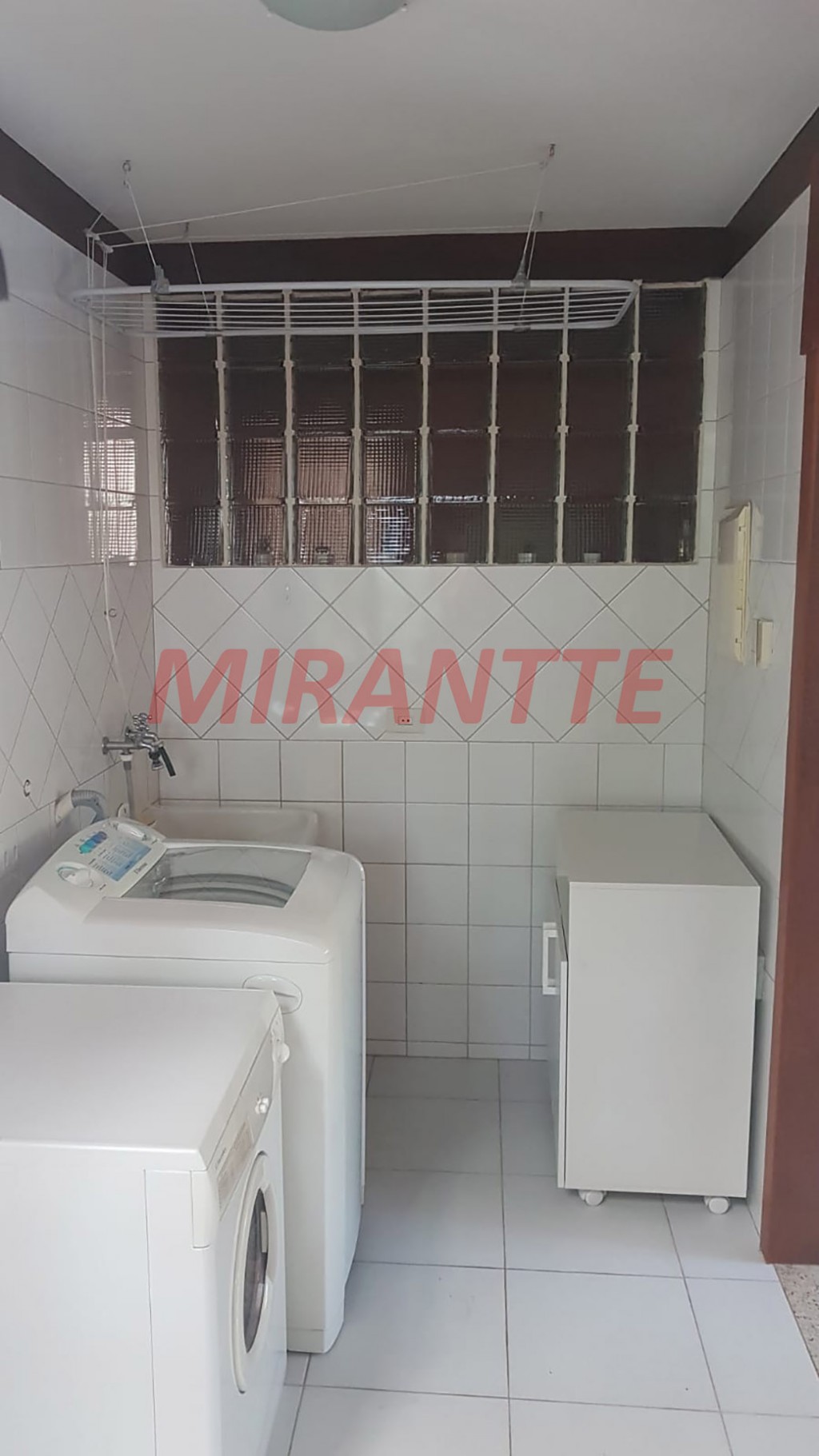 Sobrado de 280m² com 3 quartos em Serra da Cantareira