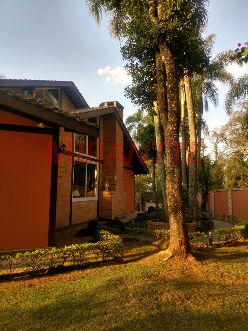 Sobrado de 280m² com 3 quartos em Serra da Cantareira