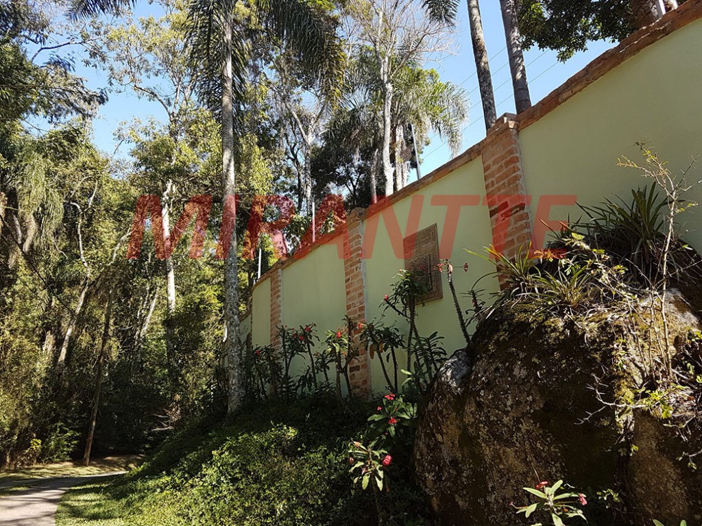Sobrado de 280m² com 3 quartos em Serra da Cantareira