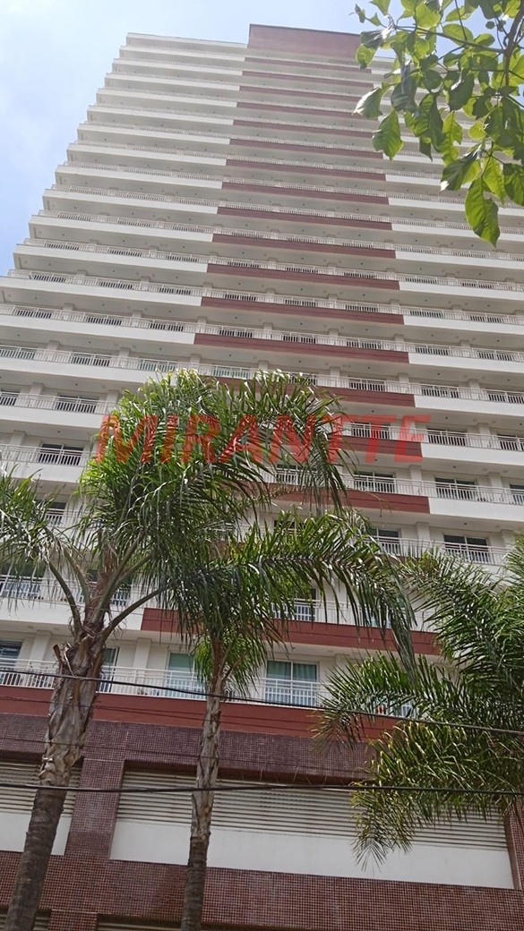 Comercial de 160m² em Limão