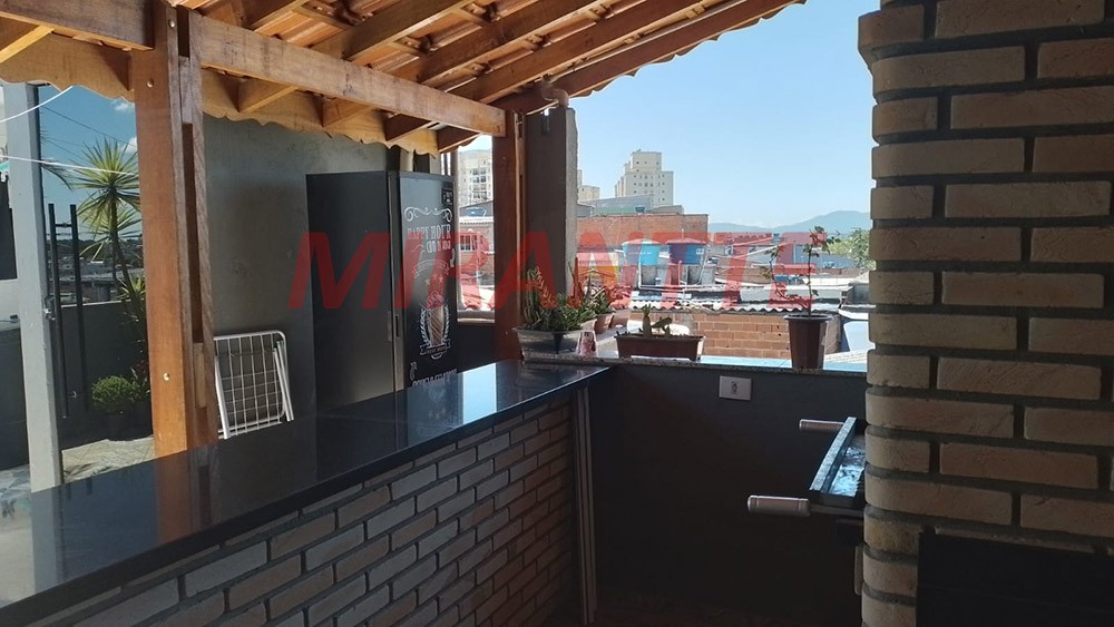 Sobrado de 106m² com 4 quartos em Parque Jandaia