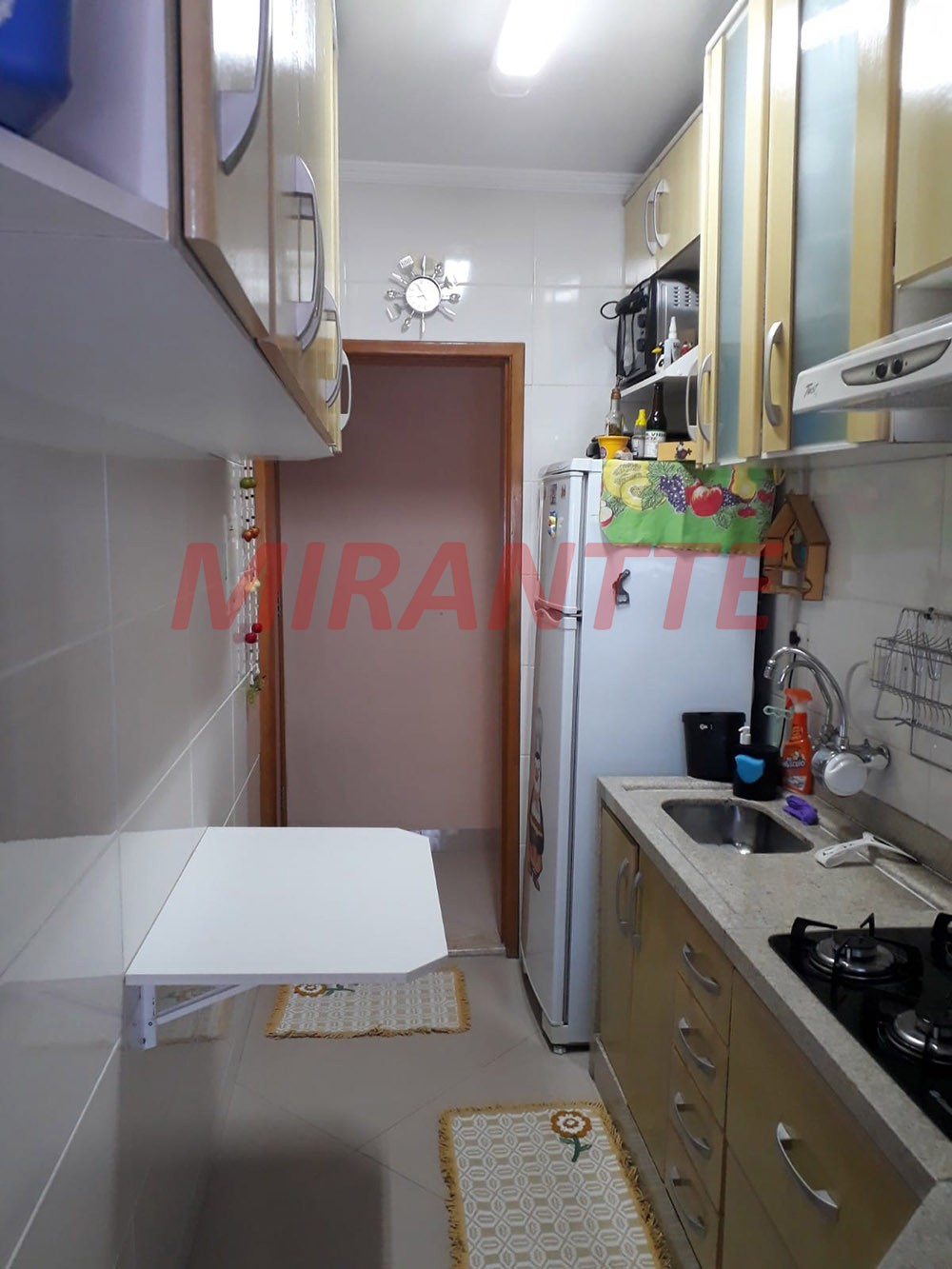 Apartamento com 2 quartos em Cocaia