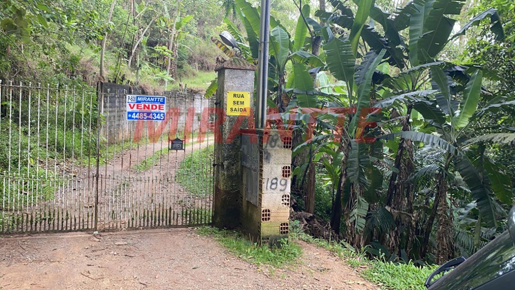 Terreno de 1500m² em Serra da Cantareira