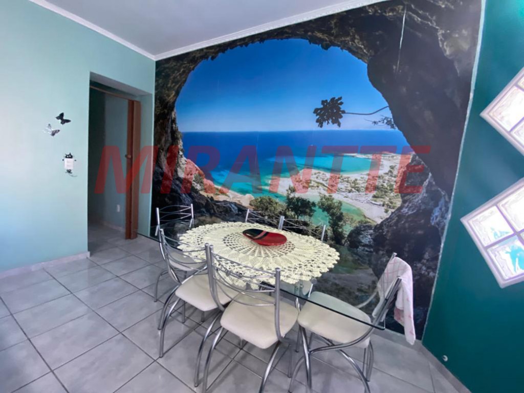 Sobrado de 111m² com 6 quartos em Imirim
