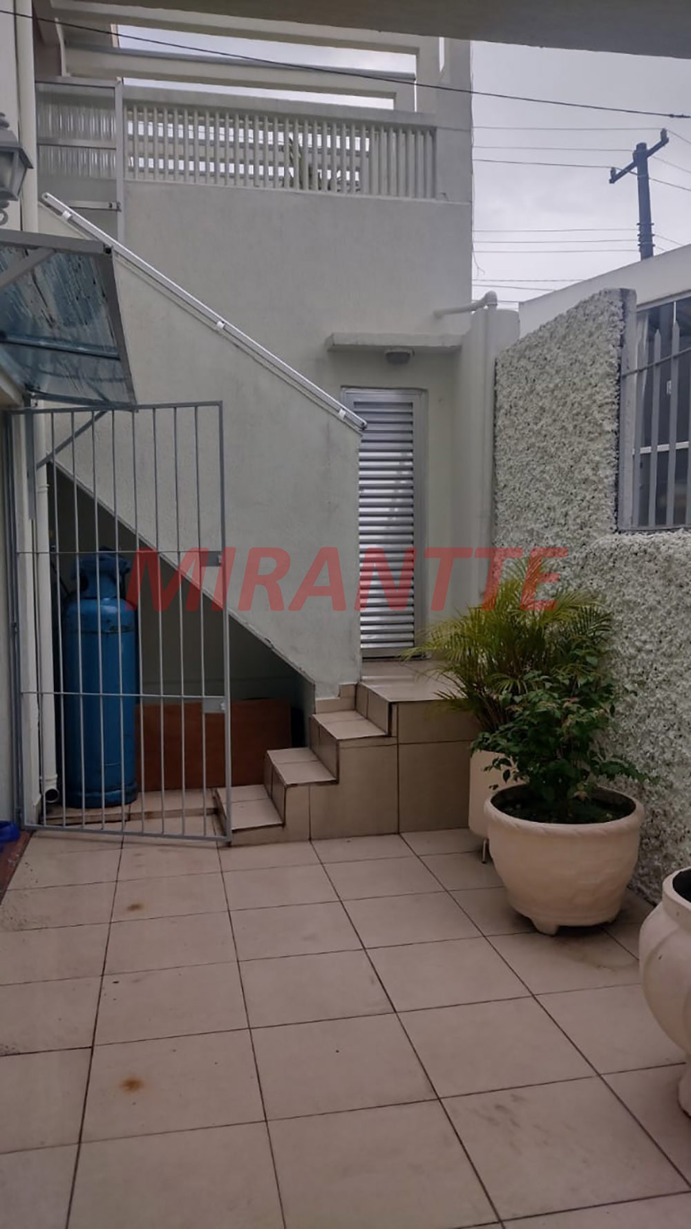 Sobrado de 190m² com 4 quartos em Jardim França