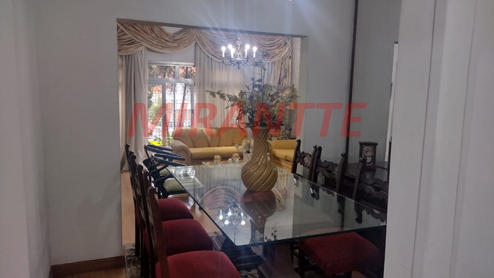 Sobrado de 190m² com 4 quartos em Jardim França