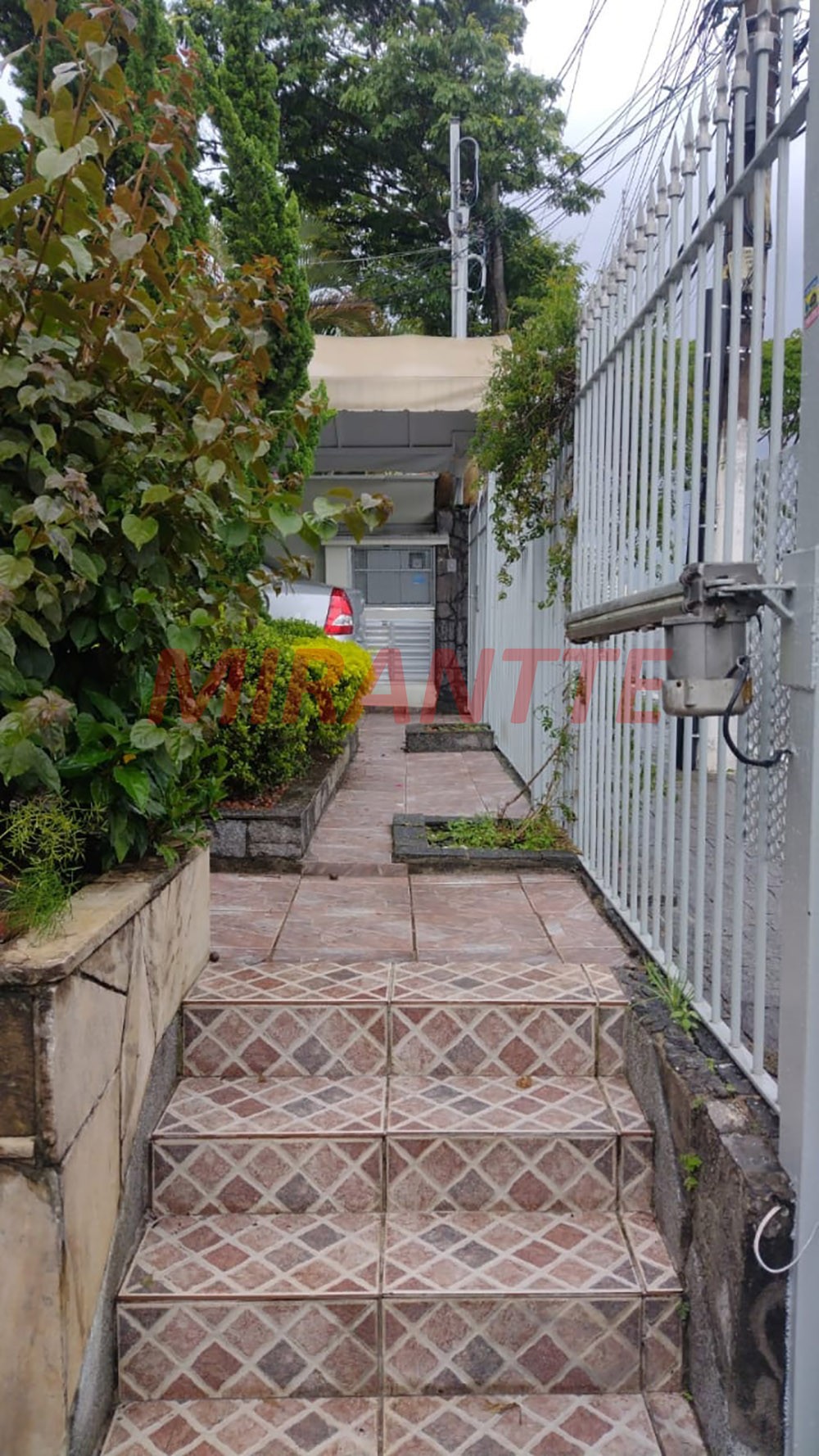 Sobrado de 190m² com 4 quartos em Jardim França