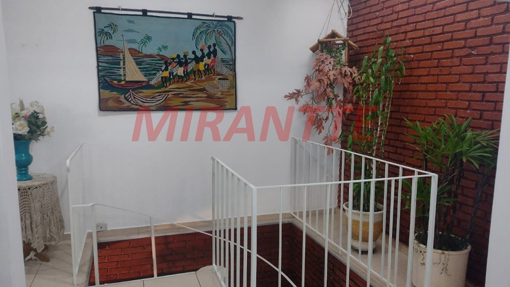 Sobrado de 190m² com 4 quartos em Jardim França