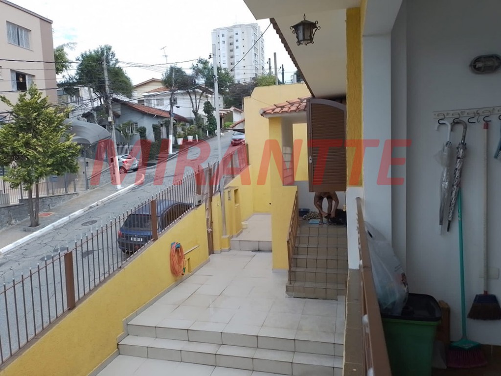 Sobrado de 140m² com 3 quartos em Santana