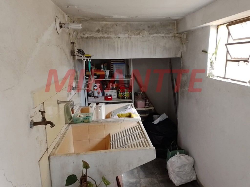 Sobrado de 140m² com 3 quartos em Santana
