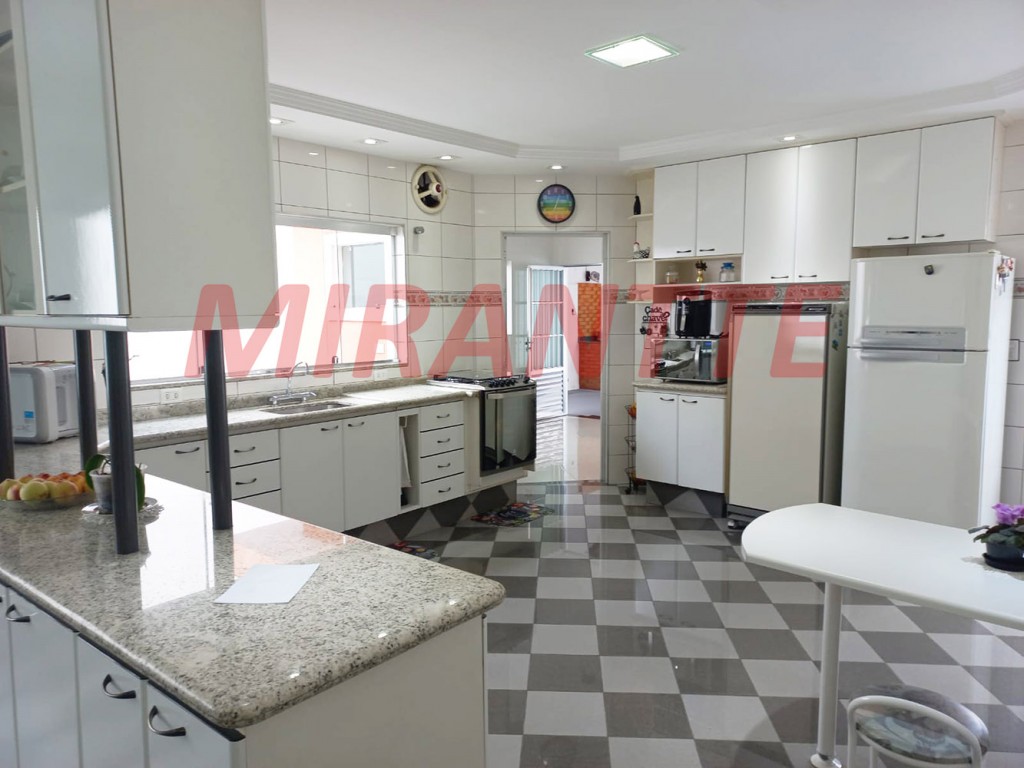 Casa terrea de 261m² com 2 quartos em Vila Bremen