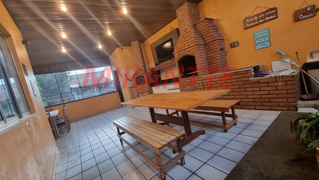 Sobrado de 280m² com 3 quartos em Vila Rosa