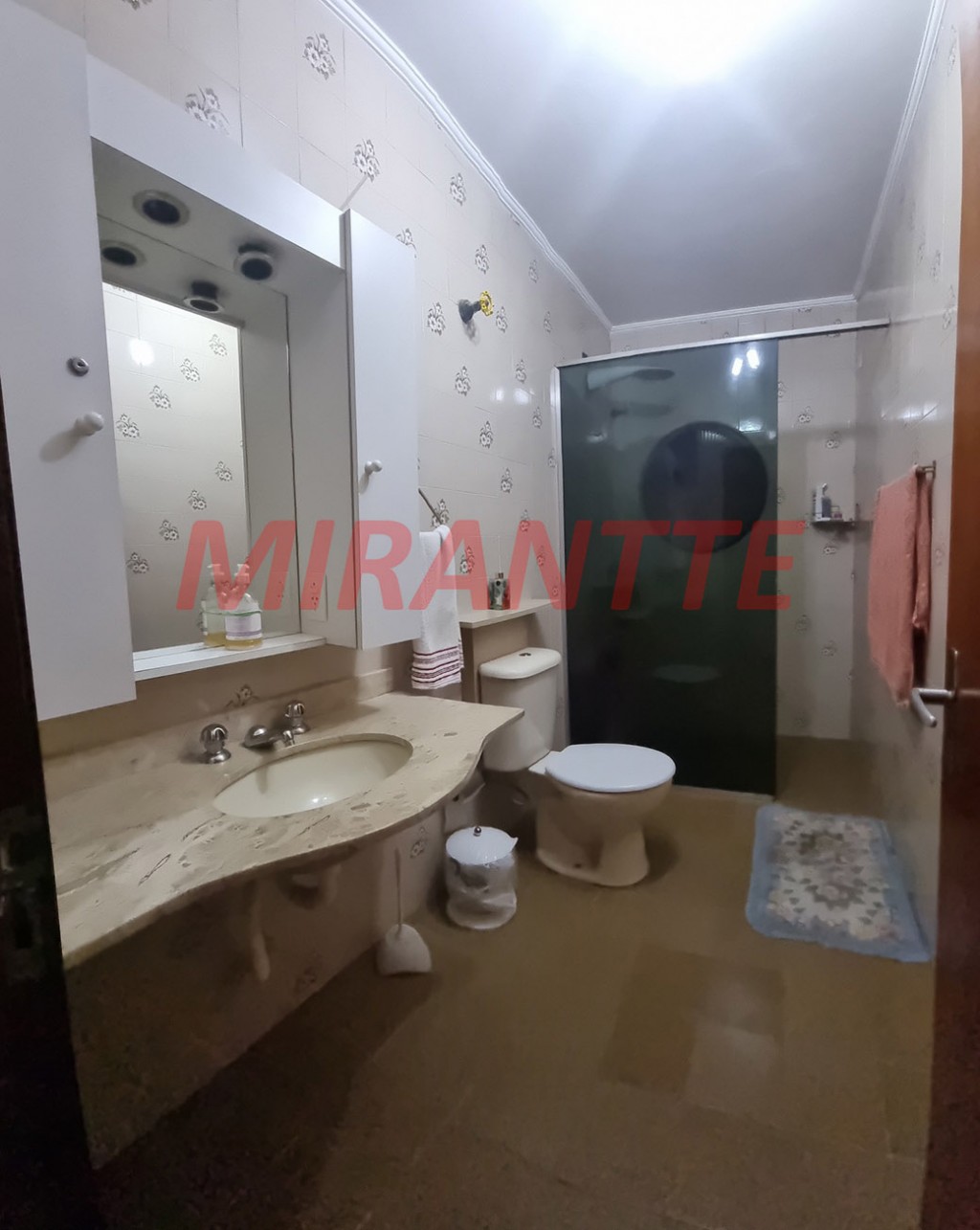 Sobrado de 280m² com 3 quartos em Vila Rosa