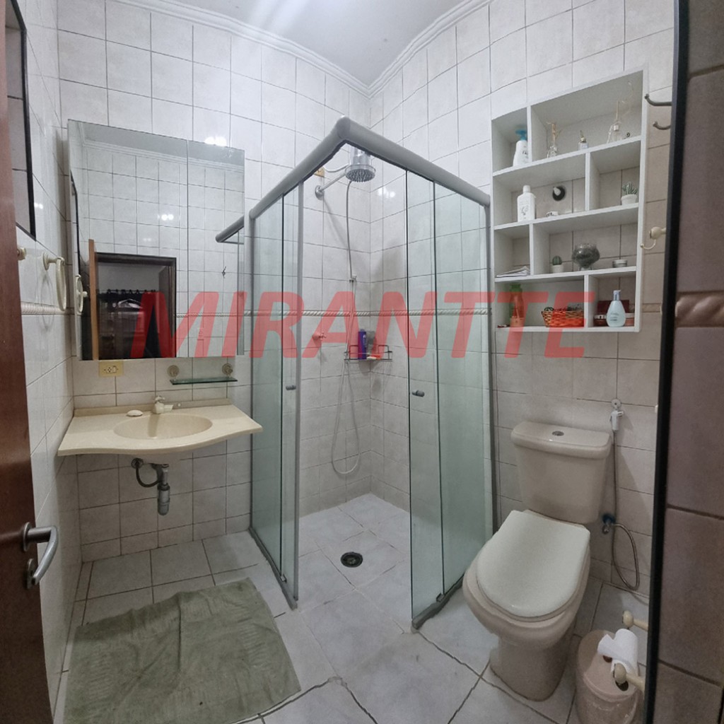 Sobrado de 280m² com 3 quartos em Vila Rosa