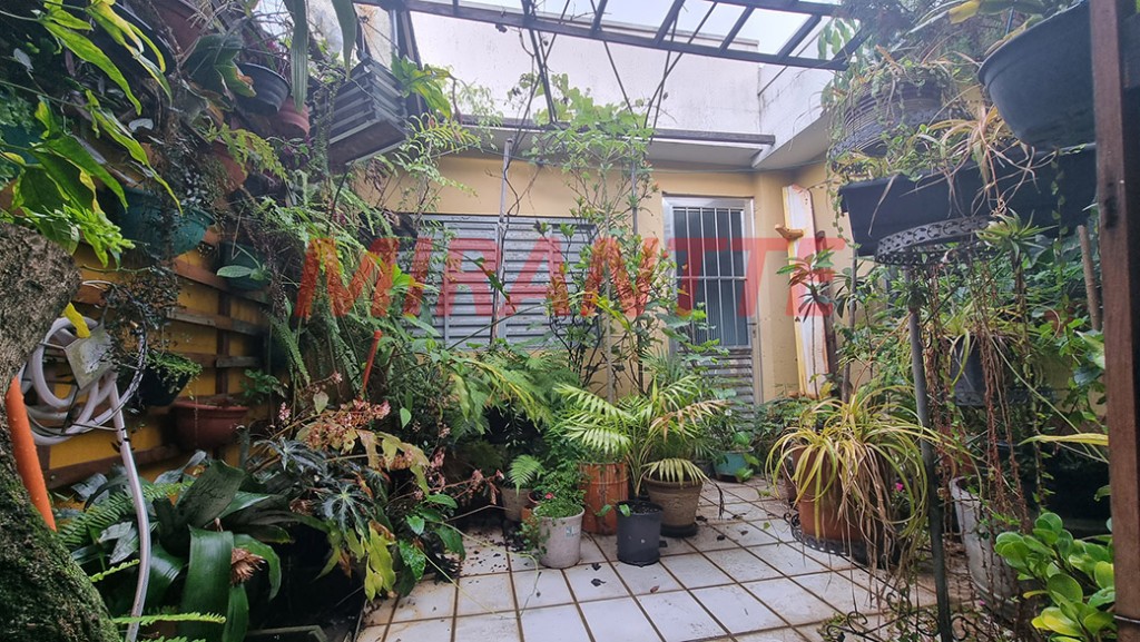 Sobrado de 280m² com 3 quartos em Vila Rosa