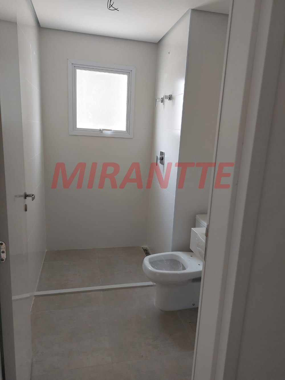Apartamento de 255m² com 4 quartos em Santana