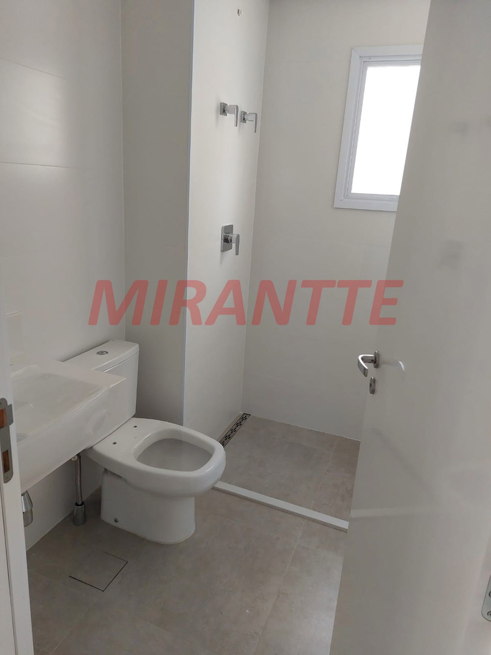 Apartamento de 255m² com 4 quartos em Santana