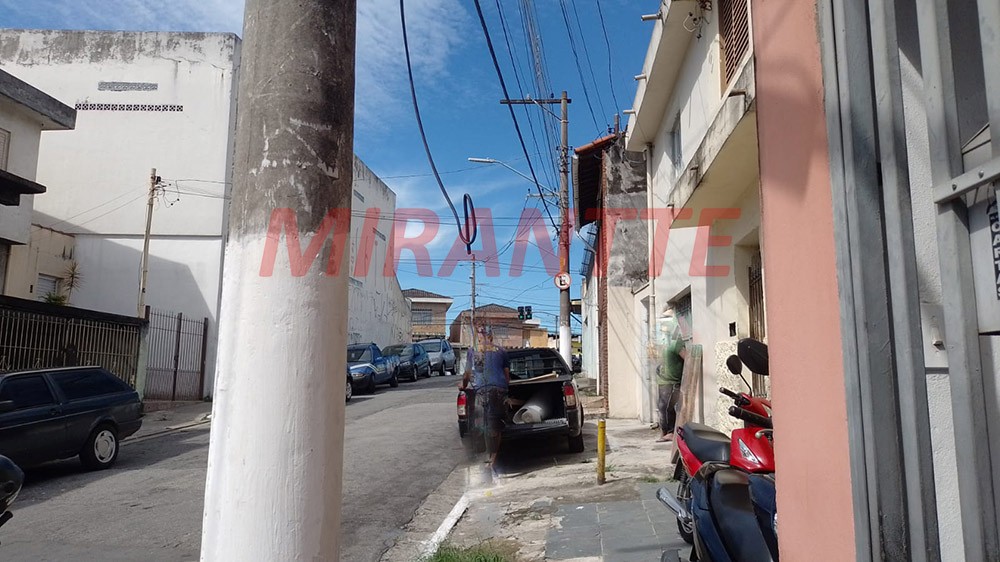 Sobrado de 154m² com 4 quartos em Jardim Almanara
