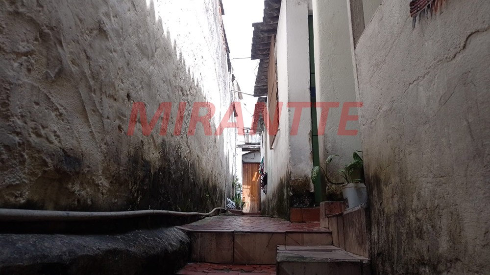 Sobrado de 154m² com 4 quartos em Jardim Almanara