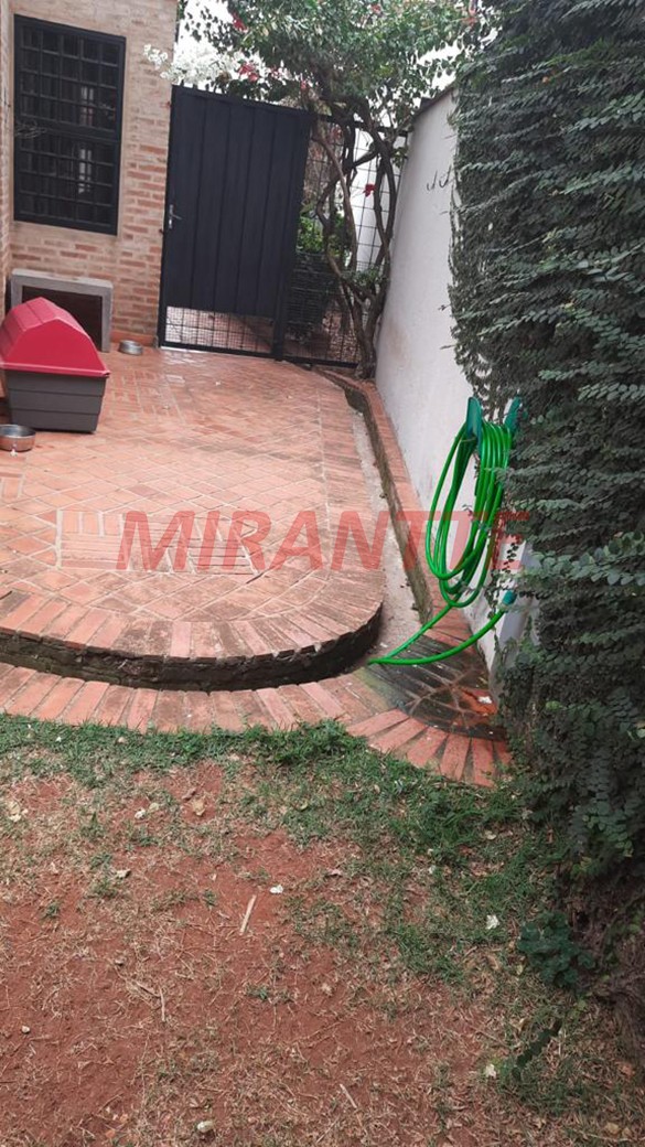 Sobrado de 200m² com 3 quartos em Anhanguera