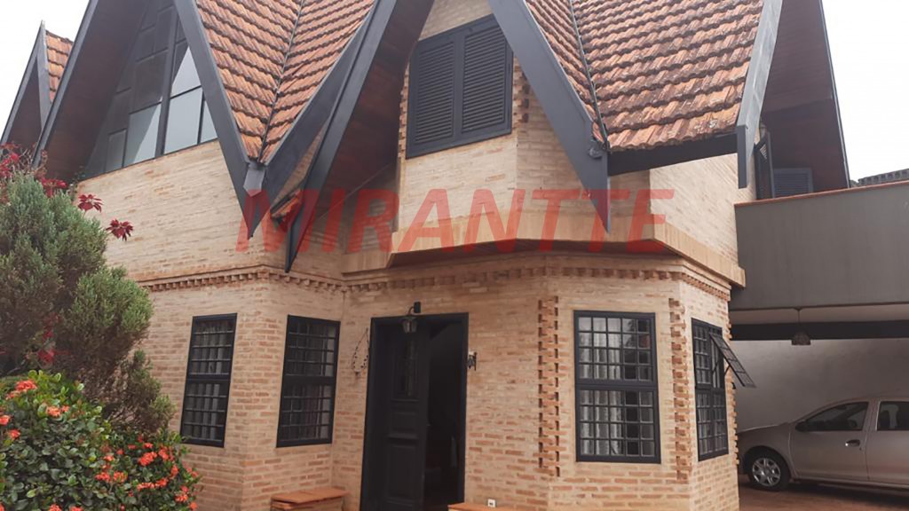 Sobrado de 200m² com 3 quartos em Anhanguera