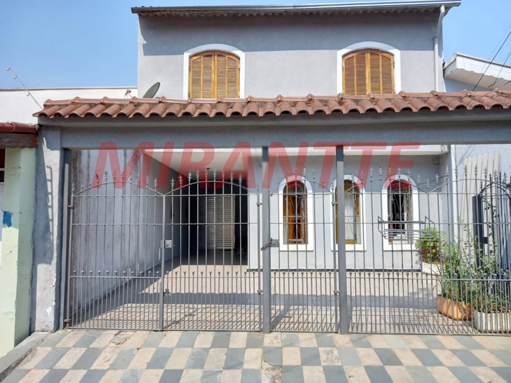 Sobrado de 160m² com 3 quartos em Jardim Flor da Montanha