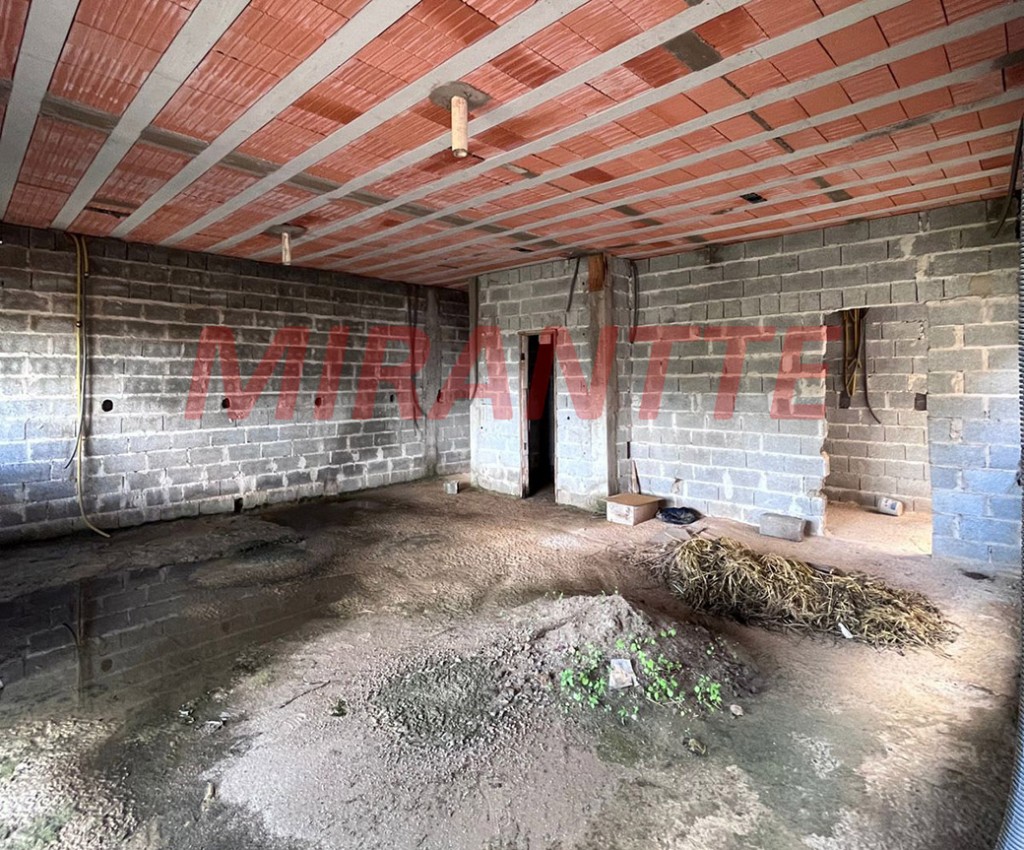 Sobrado de 265m² com 3 quartos em Jardim Shangri-Lá