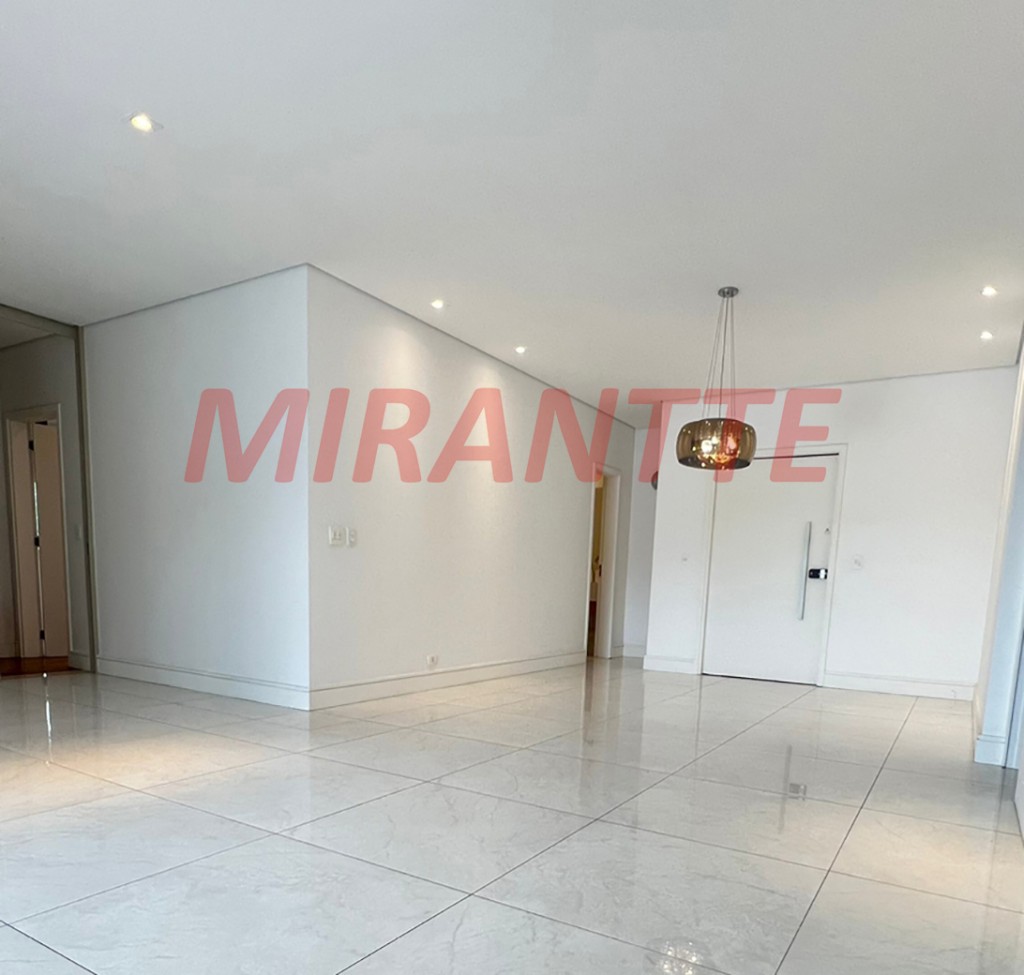 Apartamento de 270m² com 3 quartos em Jardim Floresta