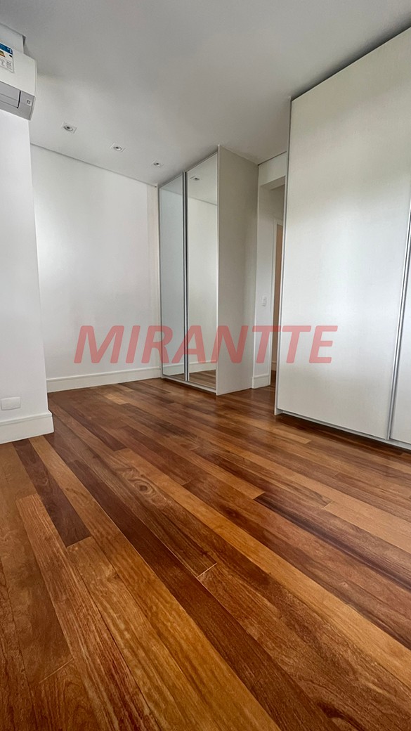 Apartamento de 270m² com 3 quartos em Jardim Floresta
