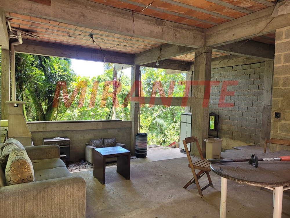 Casa terrea de 200m² com 2 quartos em Serra Da Cantareira