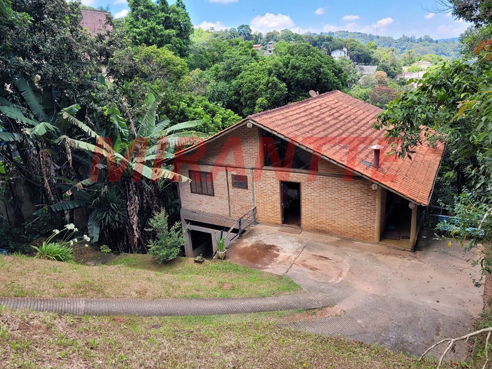 Casa terrea de 200m² com 2 quartos em Serra Da Cantareira