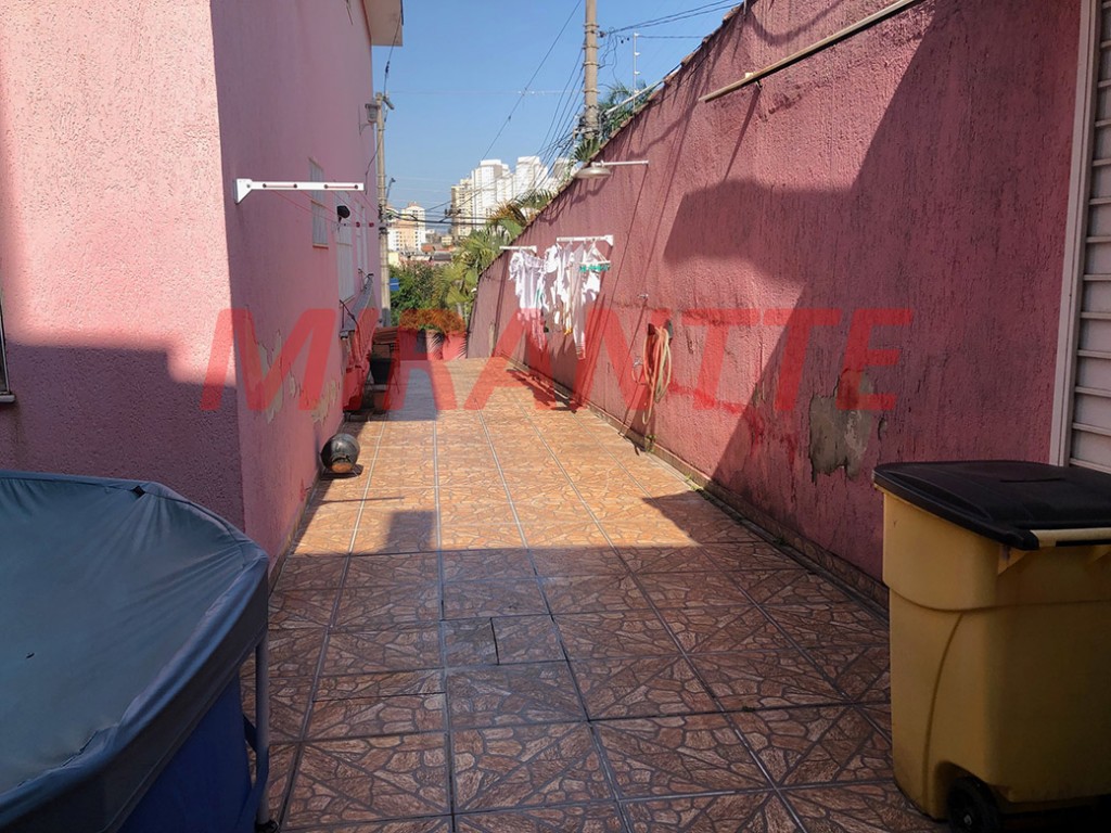 Sobrado de 298m² com 4 quartos em Vila Roque