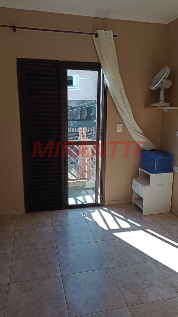 Sobrado de 121m² com 2 quartos em Jardim Peri