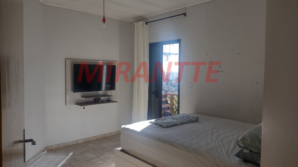 Sobrado de 121m² com 2 quartos em Jardim Peri
