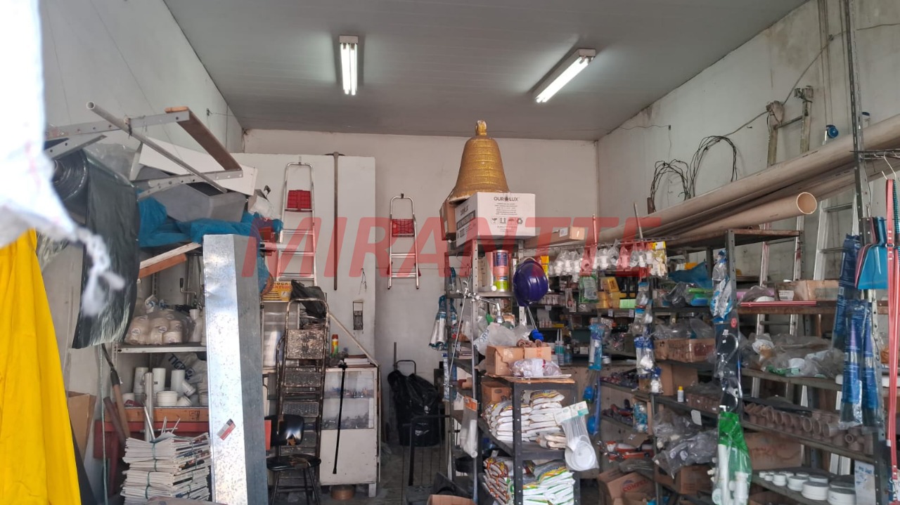 Comercial de 140m² com 2 quartos em Jaçana