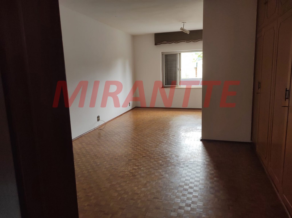 Sobrado de 538m² com 7 quartos em Vila Nova Conceição