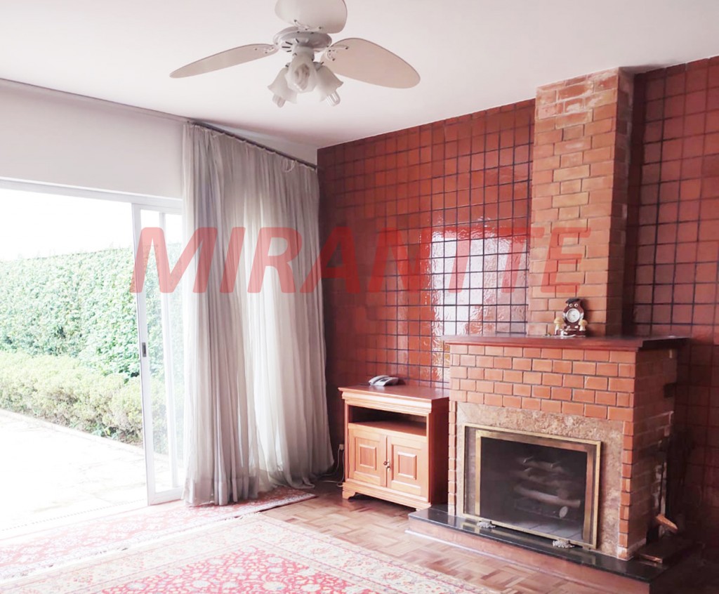 Sobrado de 538m² com 7 quartos em Vila Nova Conceição