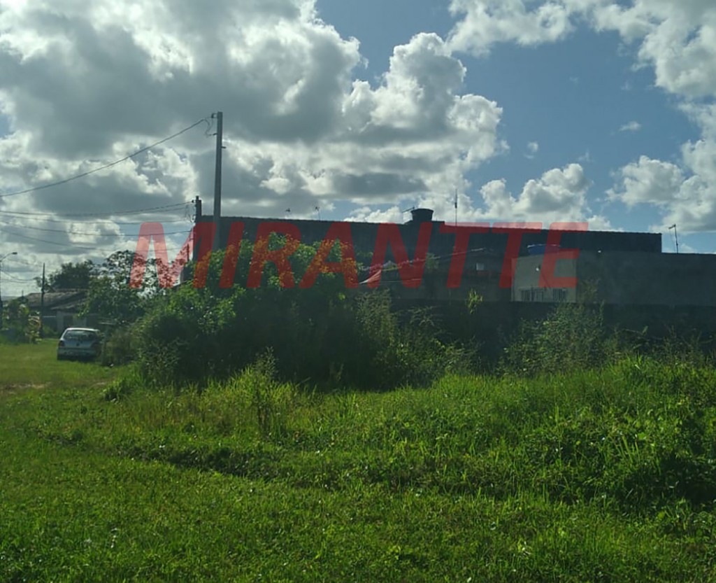 Terreno de 168m² em Centro