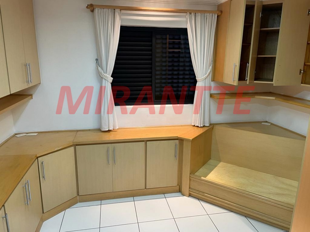 Apartamento com 4 quartos em Jardim Saúde