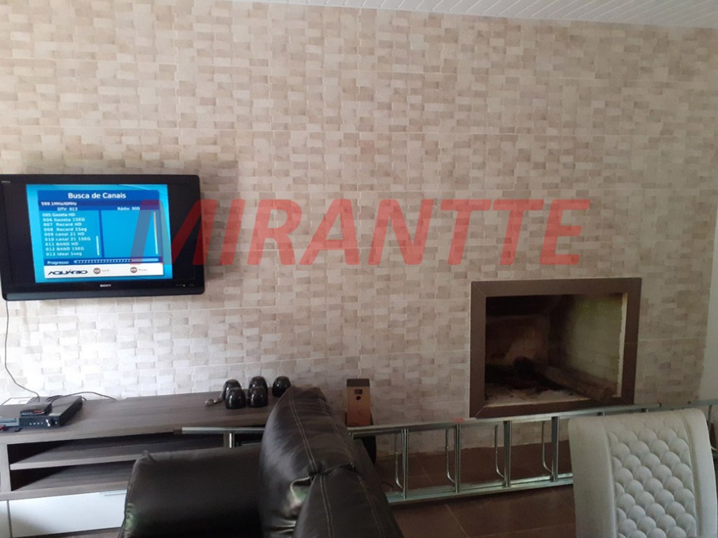 Sobrado de 250m² com 2 quartos em Jardim São Gonçalo