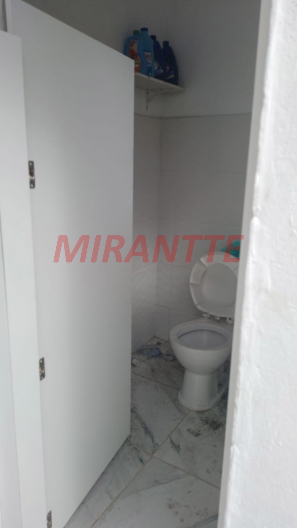 Casa terrea com 4 quartos em Vila Romero