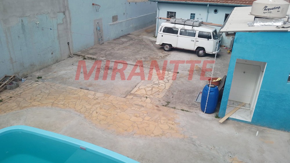 Casa terrea com 4 quartos em Vila Romero