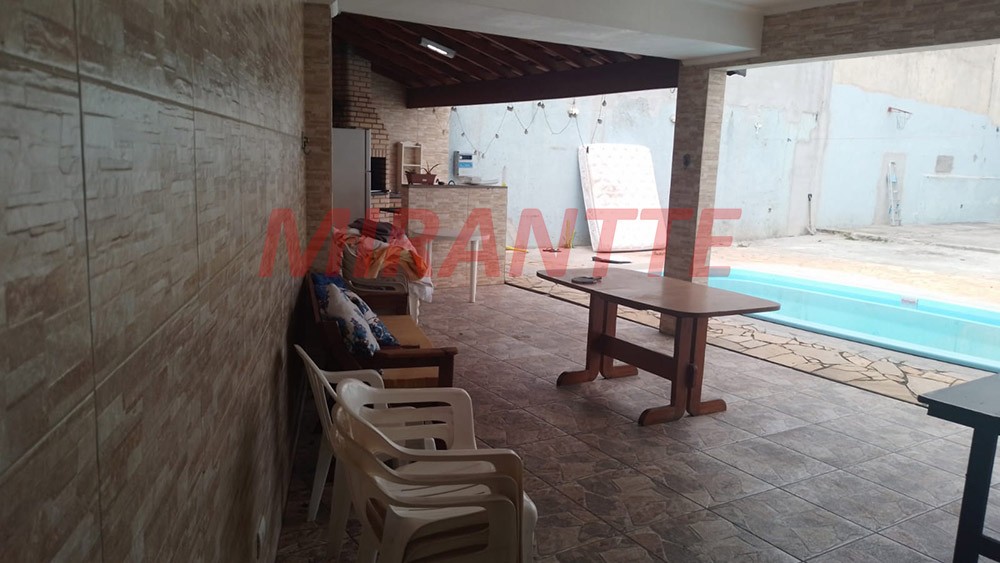 Casa terrea com 4 quartos em Vila Romero