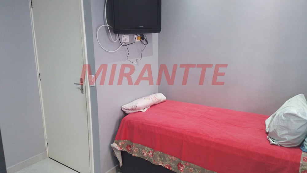 Casa terrea com 4 quartos em Vila Romero